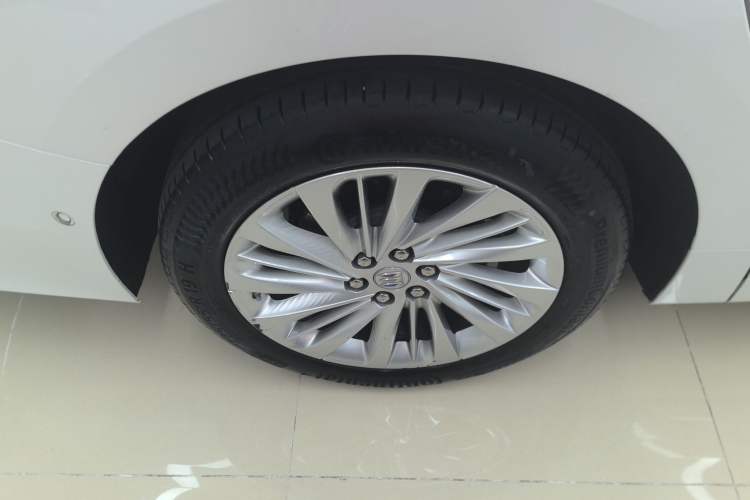 Used Buick Century 2023 2.0T Seven-Seater Yinshi Edition
