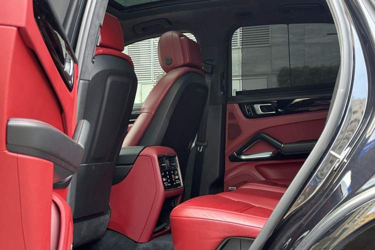 Used Porsche Cayenne 2018 Cayenne Turbo 4.0T