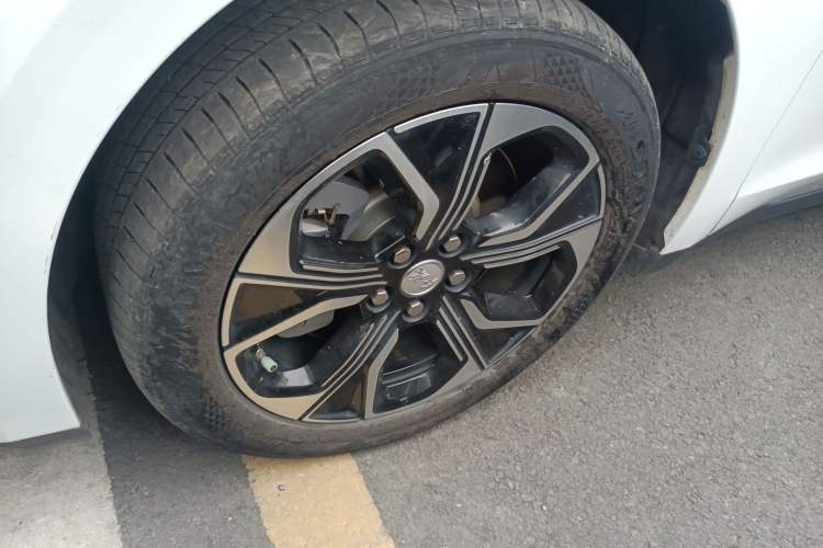 Used Hongqi E-QM5 2023 Revised Version Basic Travel Edition