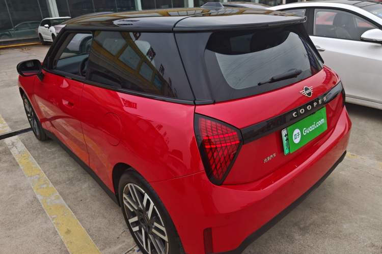 Used  Electric MINI COOPER 2024 456km COOPER E Classic Edition