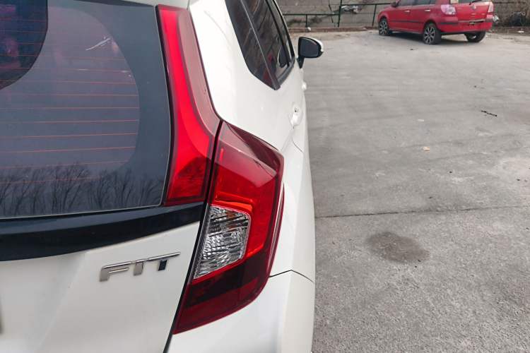 Used Honda Fit 2016 1.5L LX CVT Comfort Model
