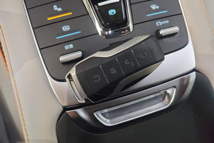 Used BYD Song PLUS New Energy 2021 EV Flagship Model
