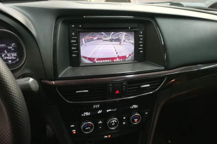 Used Mazda Atenza 2015 2.5L Blue Sky Sport Edition
