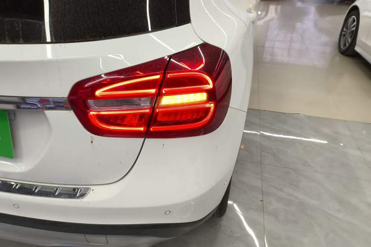 Used Mercedes-Benz GLA 2016 GLA 200 Fashion Model
