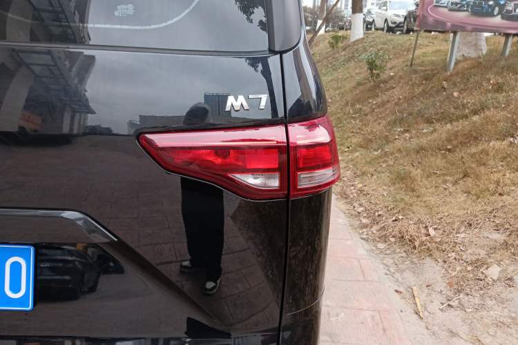 Used  Ruisheng Ace M7 2026 Model 1.6L Manual Standard Wheelbase Comfort 7-seater
