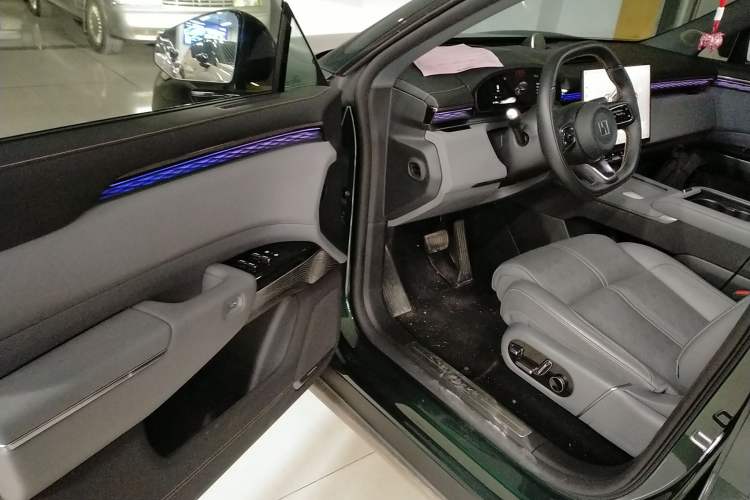 Used Zeekr 7X 2025 100kWh Long-Range All-Wheel Drive Intelligent Driving Version