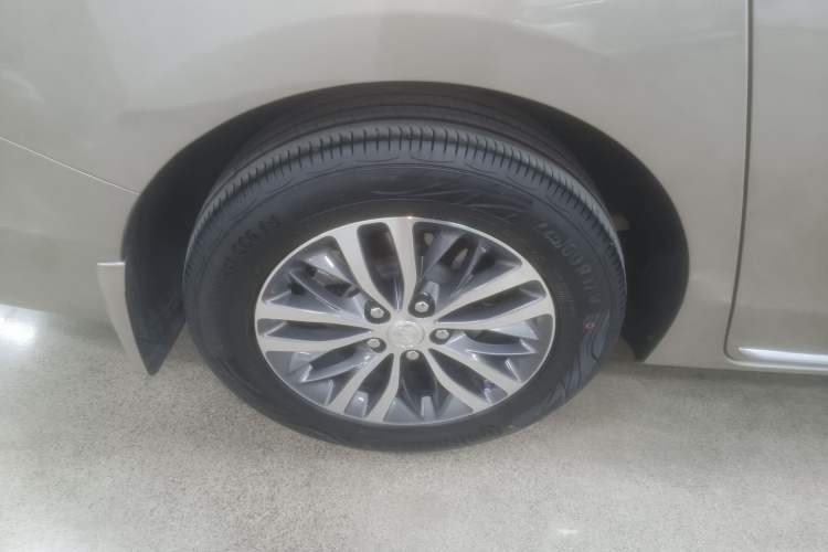 Used Buick GL8 2023 ES Lu Zun Comfort Model
