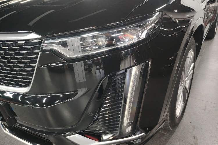 Used Cadillac XT6 2021 28T Six-Seater Luxury Version
