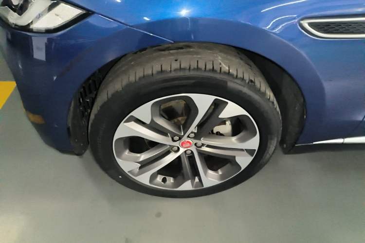 Used Jaguar F-PACE 2023 P250 HSE
