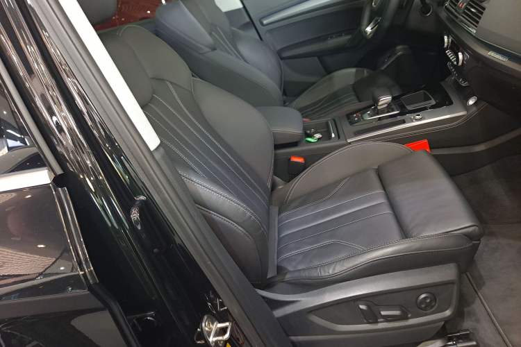 Used Audi Q5L 2022 40T Luxury Dynamic Model
