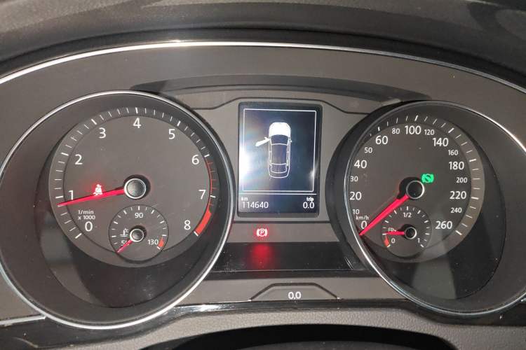 Used Volkswagen Magotan 2017 330TSI DSG Leading Model
