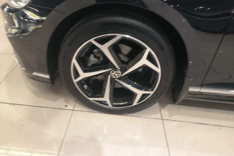 Used Volkswagen Magotan 2023 2 Million Units Commemorative Edition 330TSI DSG Luxury Version