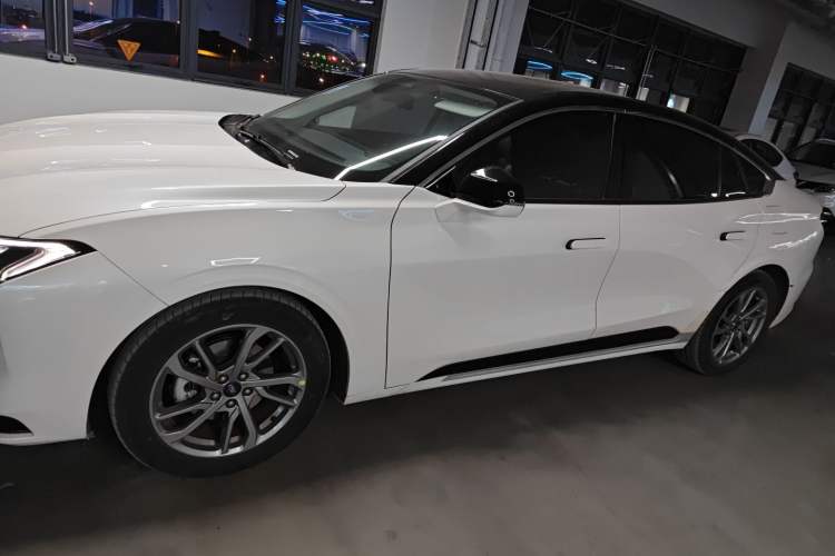 Used Ford Mondeo 2023 EcoBoost 245 Luxury Model
