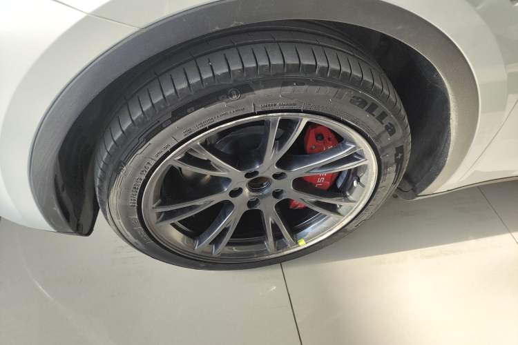 Used Tesla Model Y 2024 Rear-Wheel-Drive Version