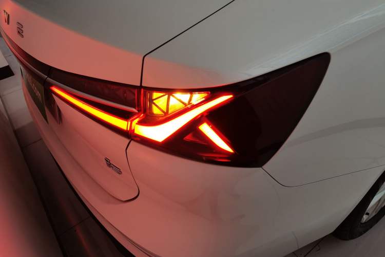 Used Roewe i5 2023 1.5L CVT Luxury Edition
