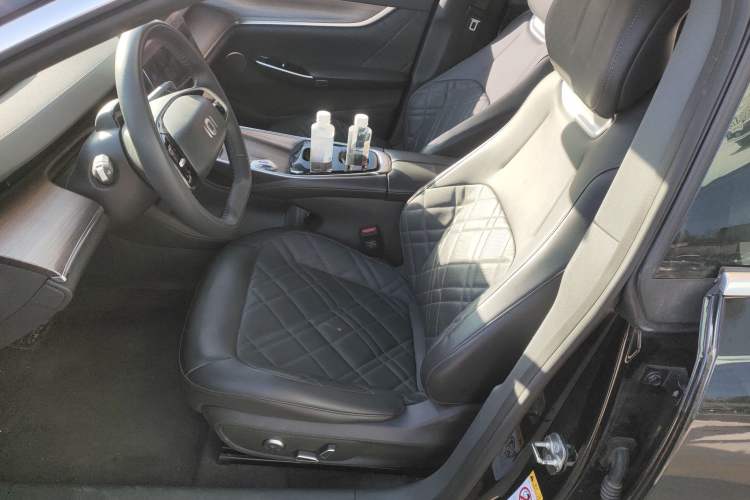 Used  A07 2024 Pure Electric "True Fragrance" Edition 515 Prestige Model
