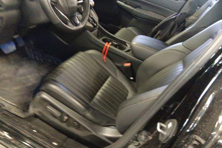 Used Honda Breeze 2021 240TURBO CVT Two-Wheel Drive Phantom Night Edition
