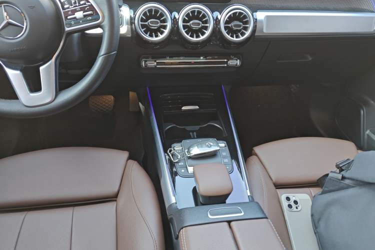 Used Mercedes-Benz GLB 2022 Updated GLB 200 Fashion Edition
