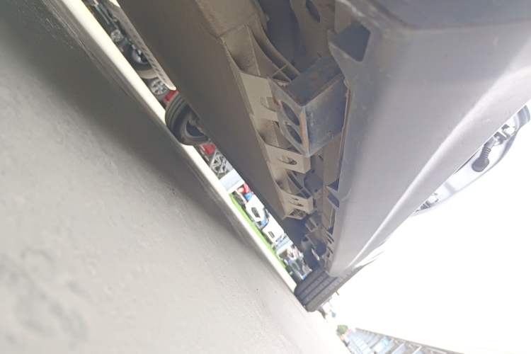 Used Cowin October 2025 Mate 300km Surfing Edition
