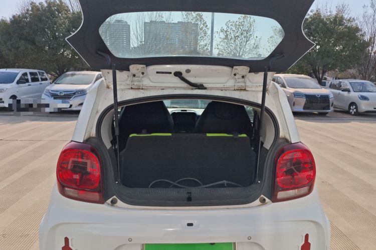 Used Roewe Clever 2021 302 km New Four-Seater Super-Efficient Version
