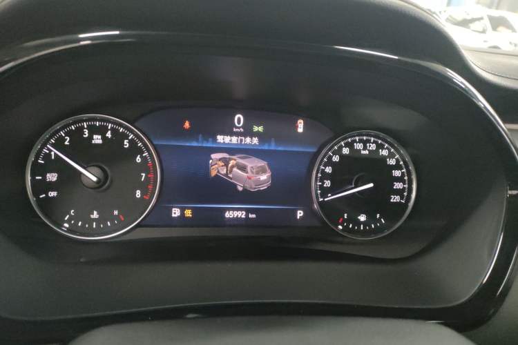 Used Buick GL8 2021 Land Cruiser Executive Class 652T Luxury Model