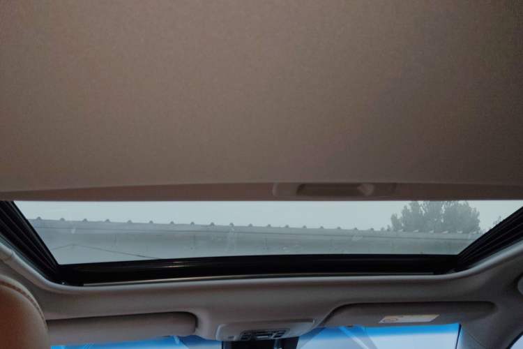 Used Toyota Camry 2021 2.0G Luxury Edition
