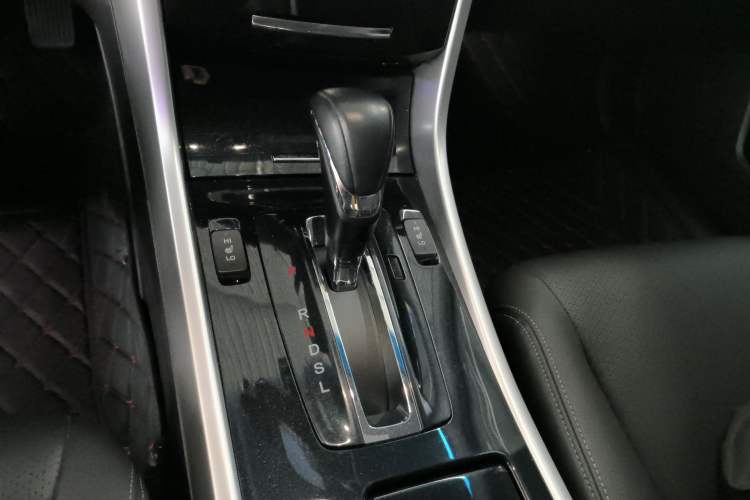 Used Honda Accord 2016 2.0L Luxury Edition