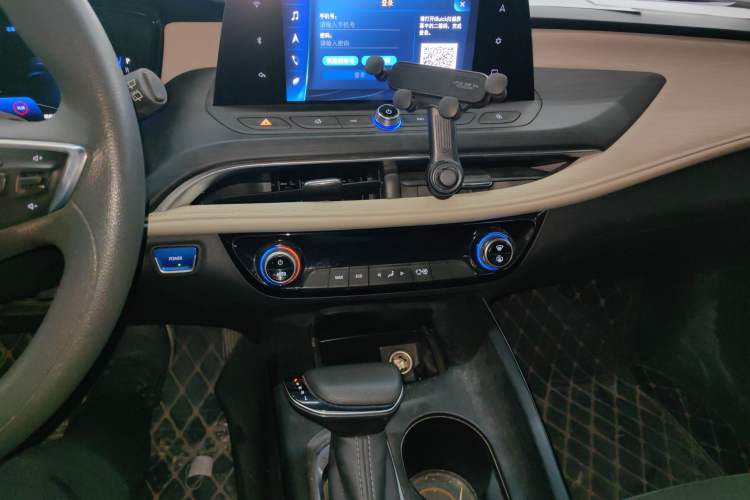 Used Buick Velite 6 2022 Plug-in Hybrid Connected Fashion Model
