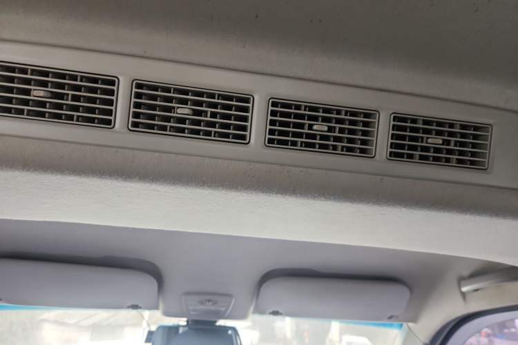 Used Wuling Hongguang PLUS 2019 1.5T Manual Comfort Version 7 Seats
