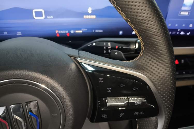 Used Buick Century 2023 2.0T Seven-Seater Deluxe Edition