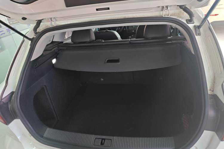 Used Roewe Ei5 2019 Smart Connect Flagship Edition