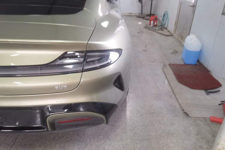 Used  SU7 2024 Rear-Drive Ultra-Long Range Advanced Pro-Level Intelligent Driving Version