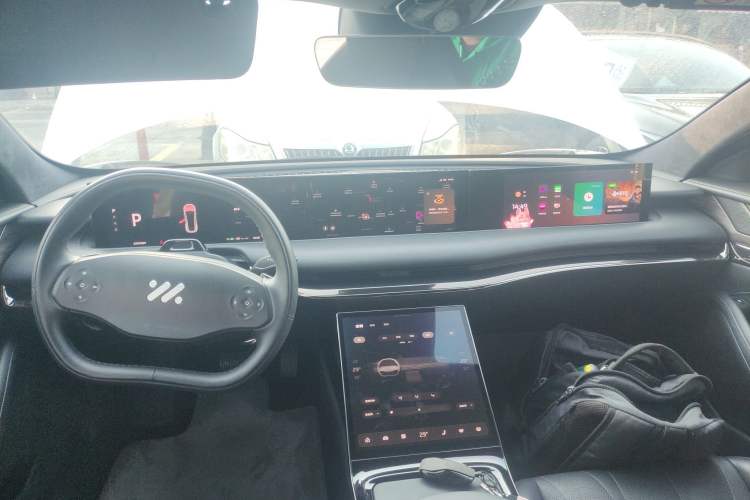 Used  L7 2022 Dynamic Model
