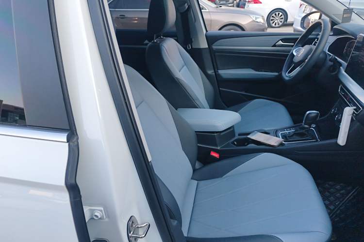 Used Volkswagen Lavida 2024 1.5L Automatic Starry Sky 5 Million Edition
