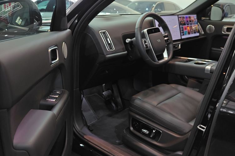 Used Li Auto L8 2023 Air model