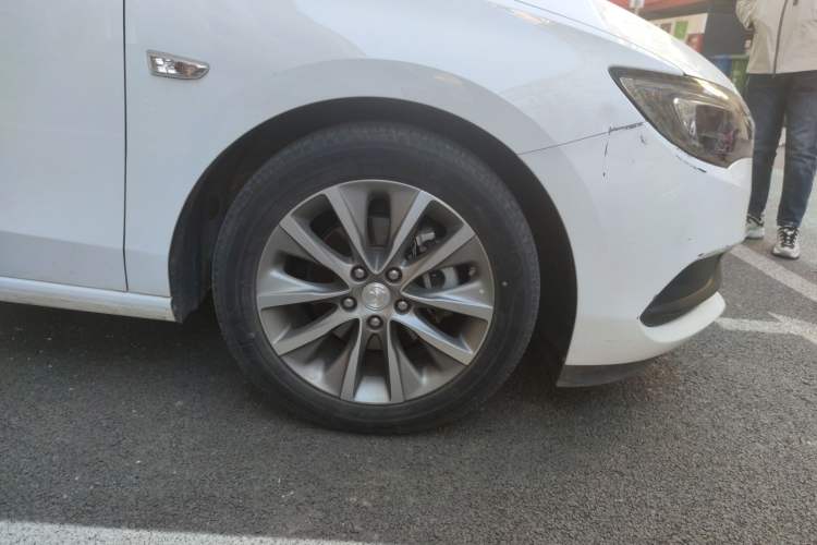 Used Buick GL6 2019 18T 6-Seater Connected Luxury Version China V Standard