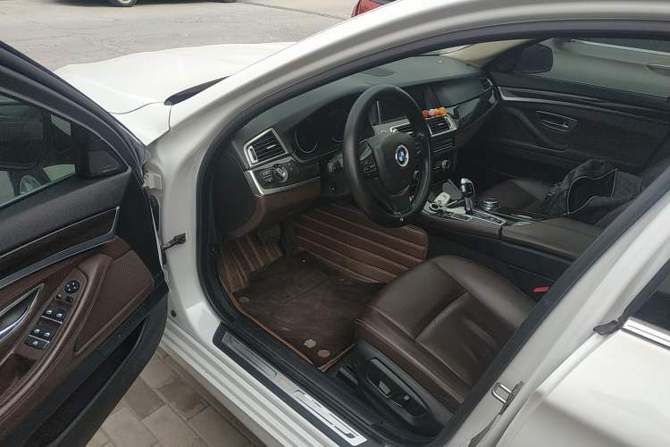 Used BMW 5 Series 2017 525Li Luxury Design Package