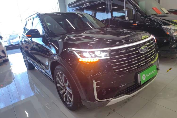 Used Ford Explorer 2023 EcoBoost 285 Four-Wheel Drive Titanium Edition 7-Seater
