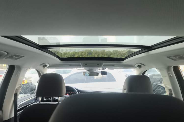 Used Volkswagen Tayron 2020 330TSI Two-Wheel Drive Luxury Connected Pro Edition
