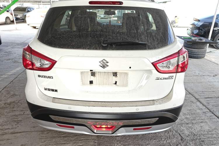 Used Suzuki S-Cross 2014 1.6L CVT Two-Wheel Drive Elite Version

