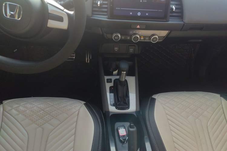 Used Honda LIFE 2021 1.5L CVT SPORT Heartbeat Edition