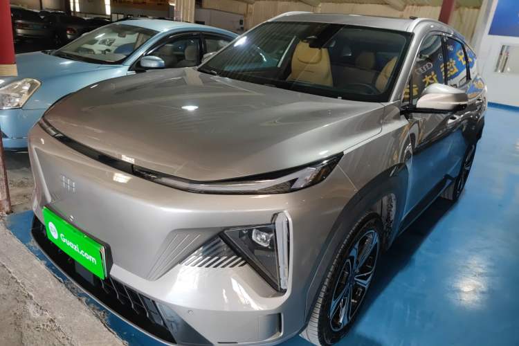 Used  L7 2023 1.5T 115 km MAX
