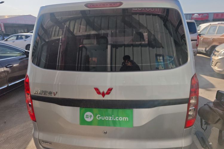 Used Wuling Hongguang V 2022 1.5L Jingqu Version Hydraulic Power Steering LAR