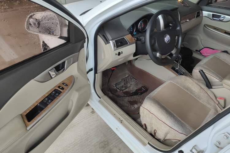 Used Buick Excelle 2015 1.5L Automatic Classic Model