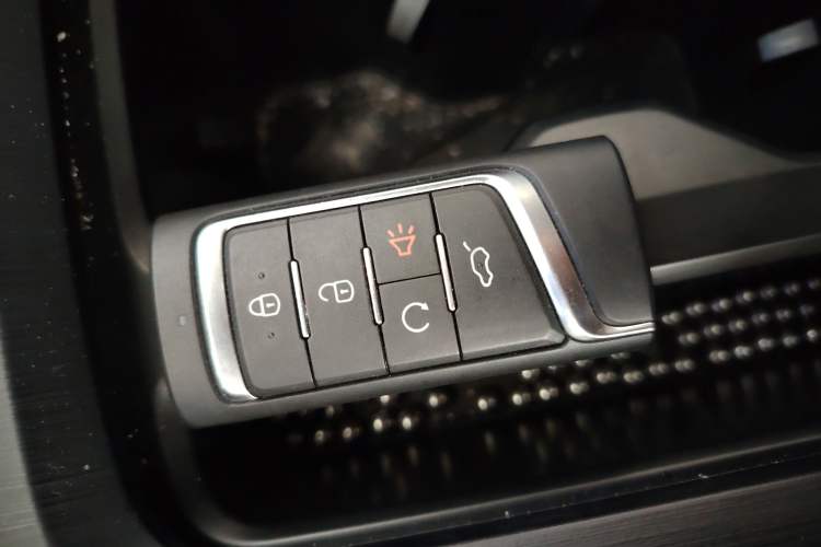 Used GAC Trumpchi M6 2021 PRO 270T DCT Luxury Edition