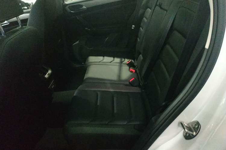 Used Volkswagen Tayron 2022 280TSI Two-Wheel Drive Luxury Smart Connectivity Version
