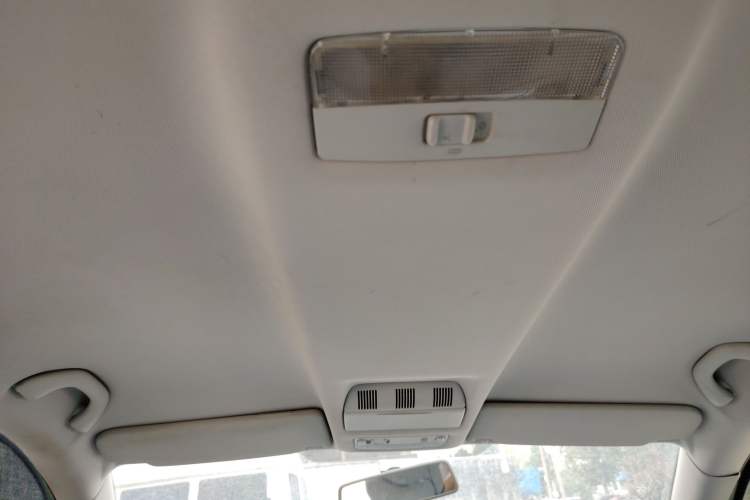 Used Skoda Octavia 2014 2.0L Automatic Yijie Edition
