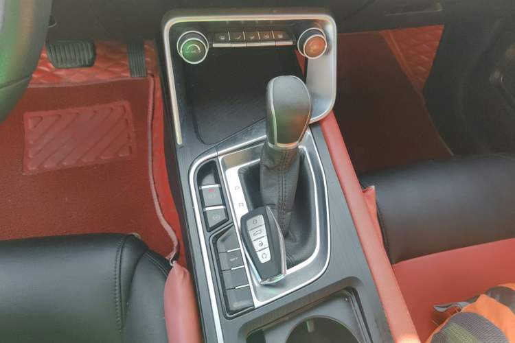 Used Geely Auto Binray 2018 14T CVT Colorful Edition
