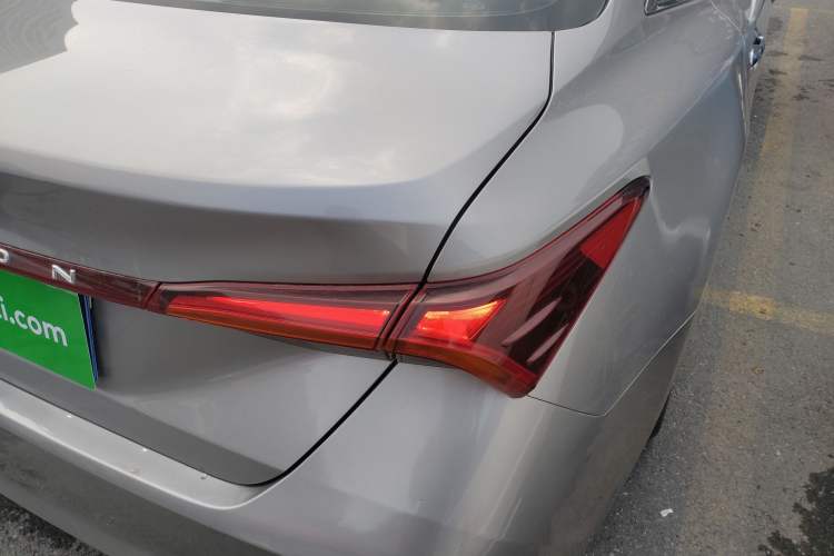 Used Toyota Avalon 2019 2.0L Luxury Edition China VI Standard
