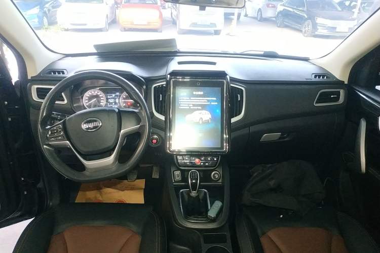 Used SWM X7 2020 2.0L Manual Comfort Version 7 Seats
